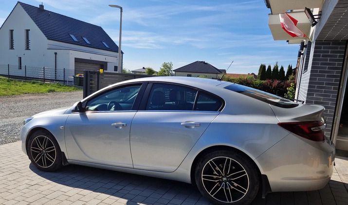 Opel Insignia cena 29999 przebieg: 175000, rok produkcji 2013 z Wrocław małe 56